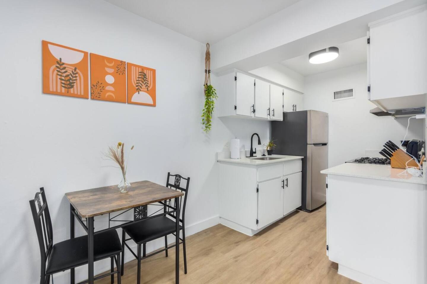 Apartemen Cozy Studiopoolkingbedbalconygym Phoenix
